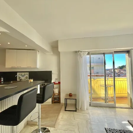 Studio Proche Palais Des Festivals Cannes